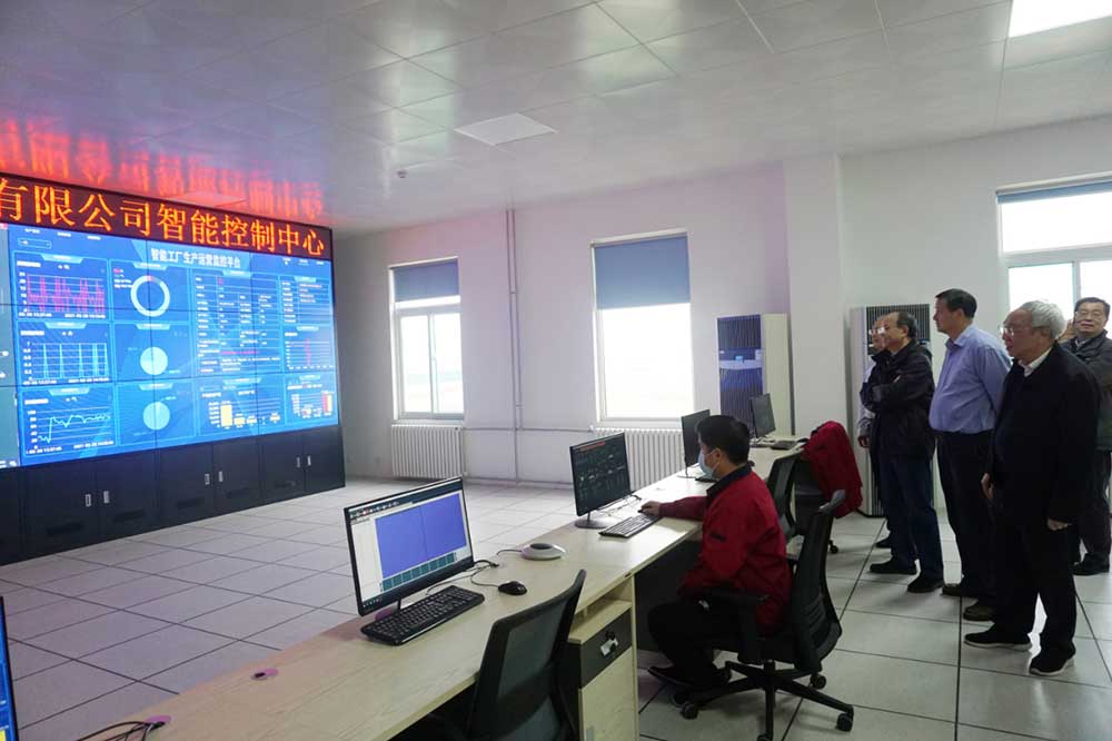 山東深藍(lán)機(jī)器參與承建的無(wú)紡布項(xiàng)目整體技術(shù)達(dá)到國(guó)際先進(jìn)水平